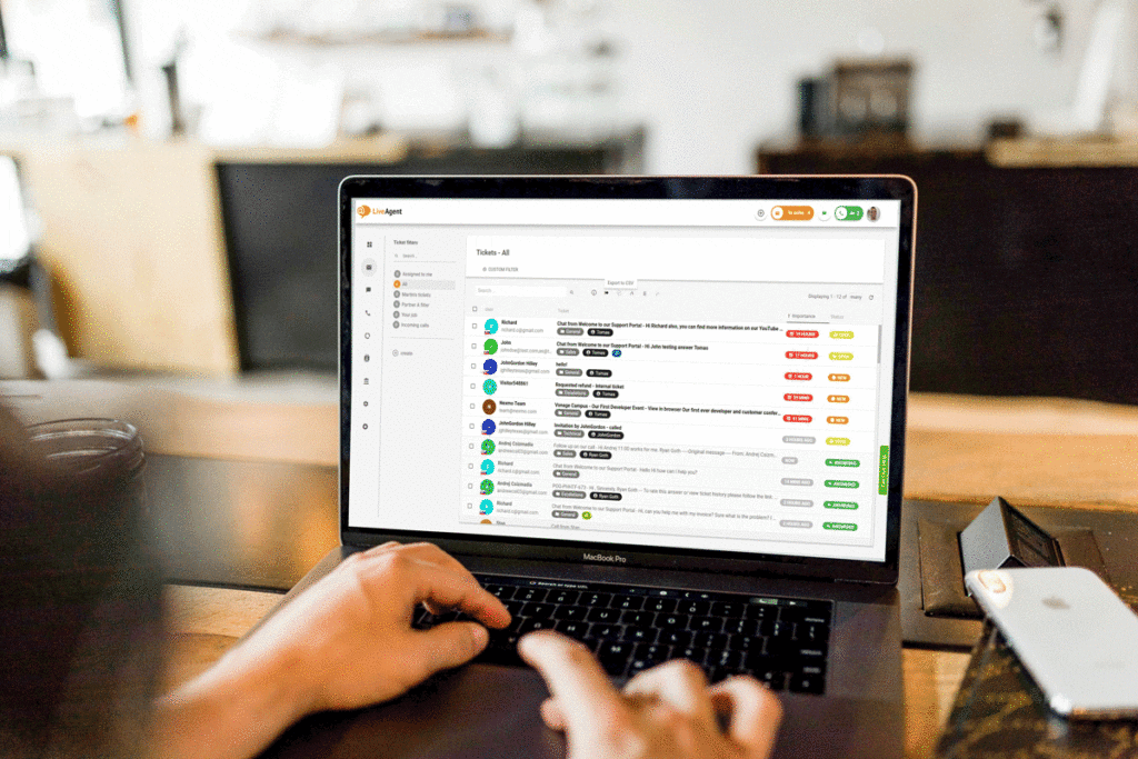 LiveAgent universaalne sisendkast arvutiekraanil