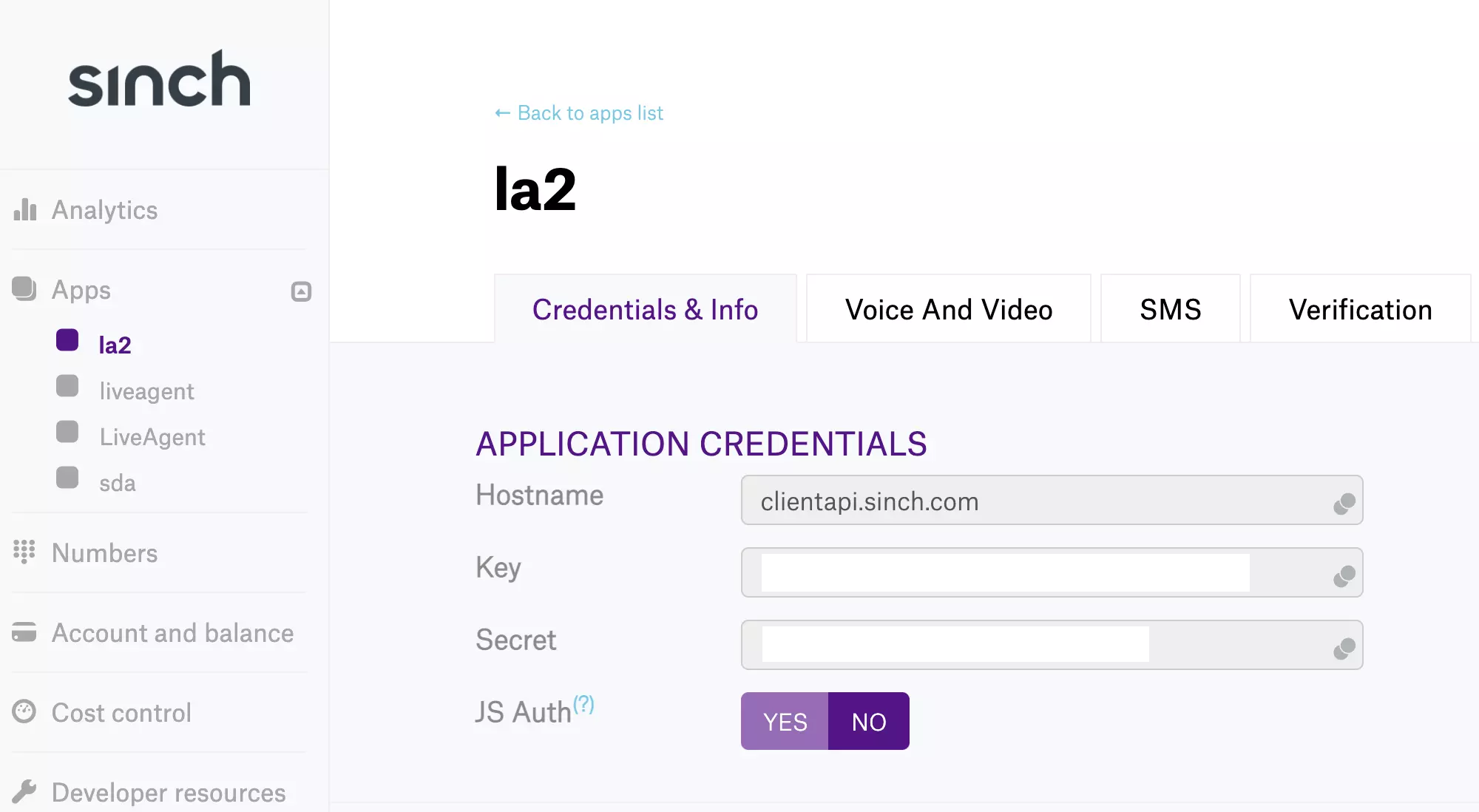 Sinchi rakenduse võti ja saladus teises rakenduses
