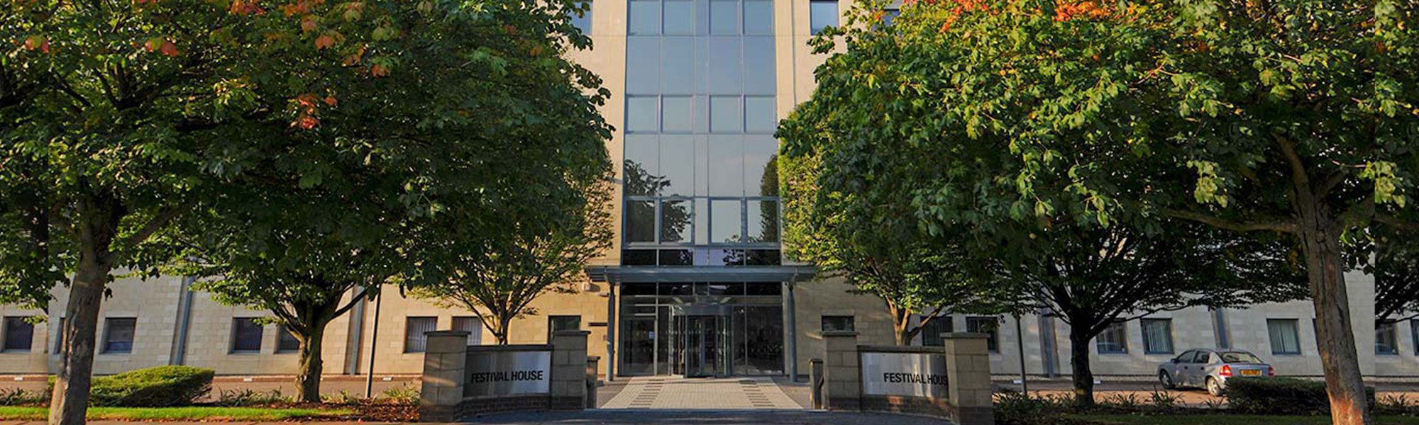 Kuidas Cotswold Web pakub sujuvat tuge enam kui 400 kliendile LiveAgenti abil